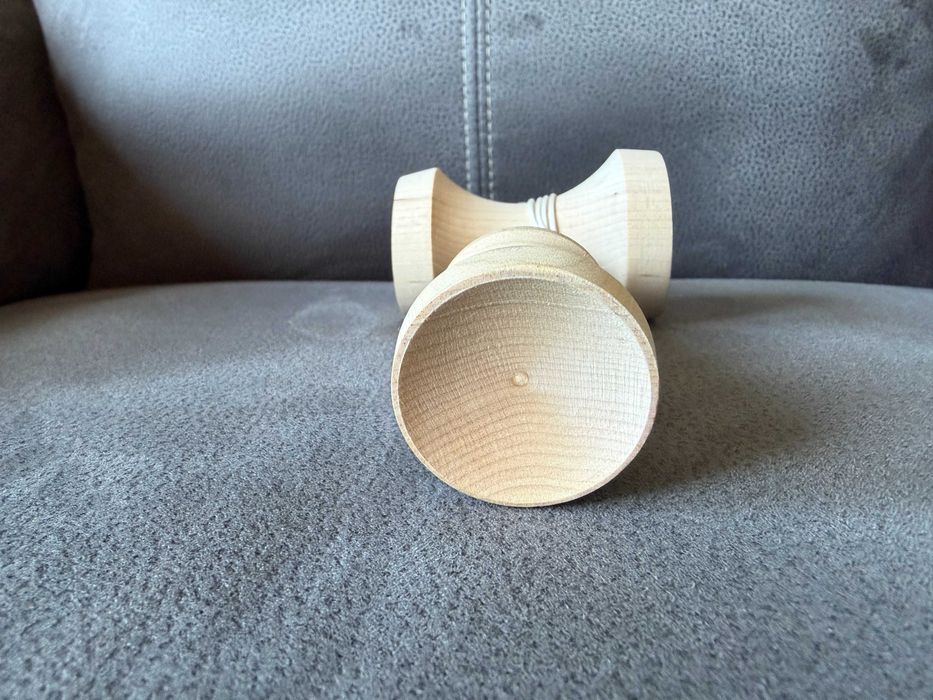 Ken SWEETS Maple pentru Kendama