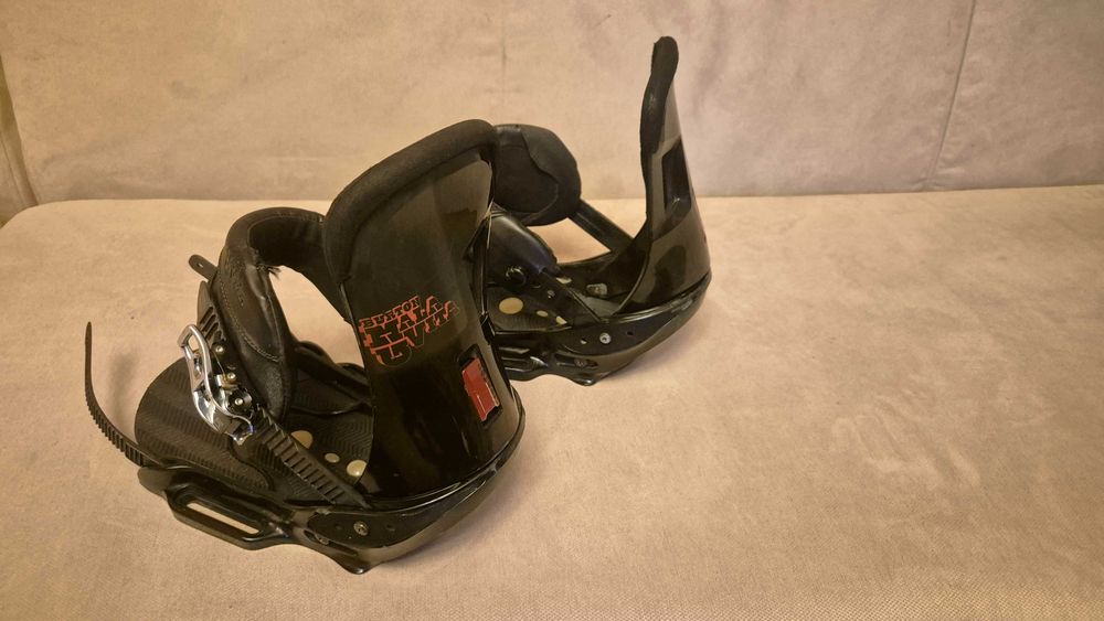 Burton Malavita EST Medium сноуборд автомати