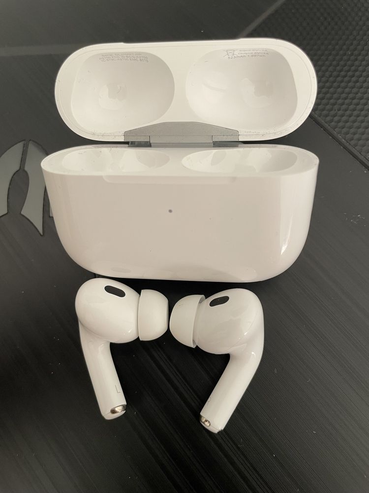 Air pods 2 pro folosite