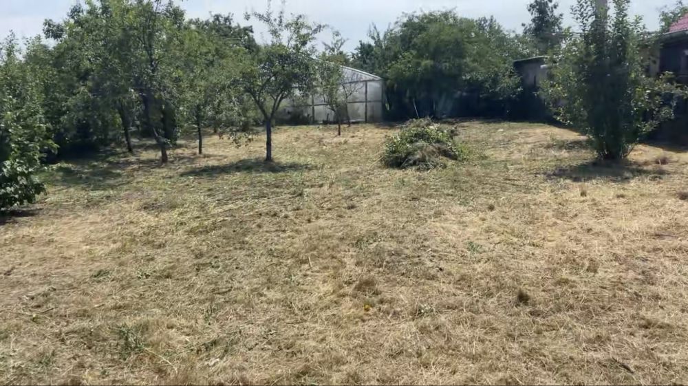 Casa + teren 860 mp HUSI