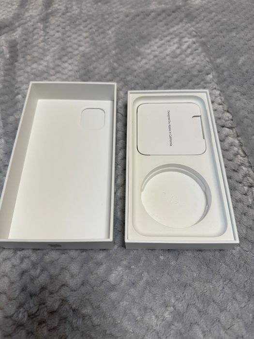 iPhone 11 64GB White – Работи отлично, реални снимки, по договаряне