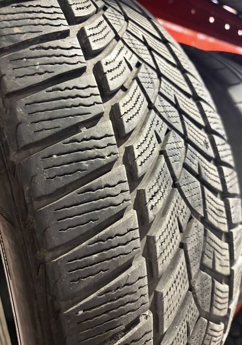 GoodYear 235/45R21- Stare excelenta, Montaj inclus, Garantie!