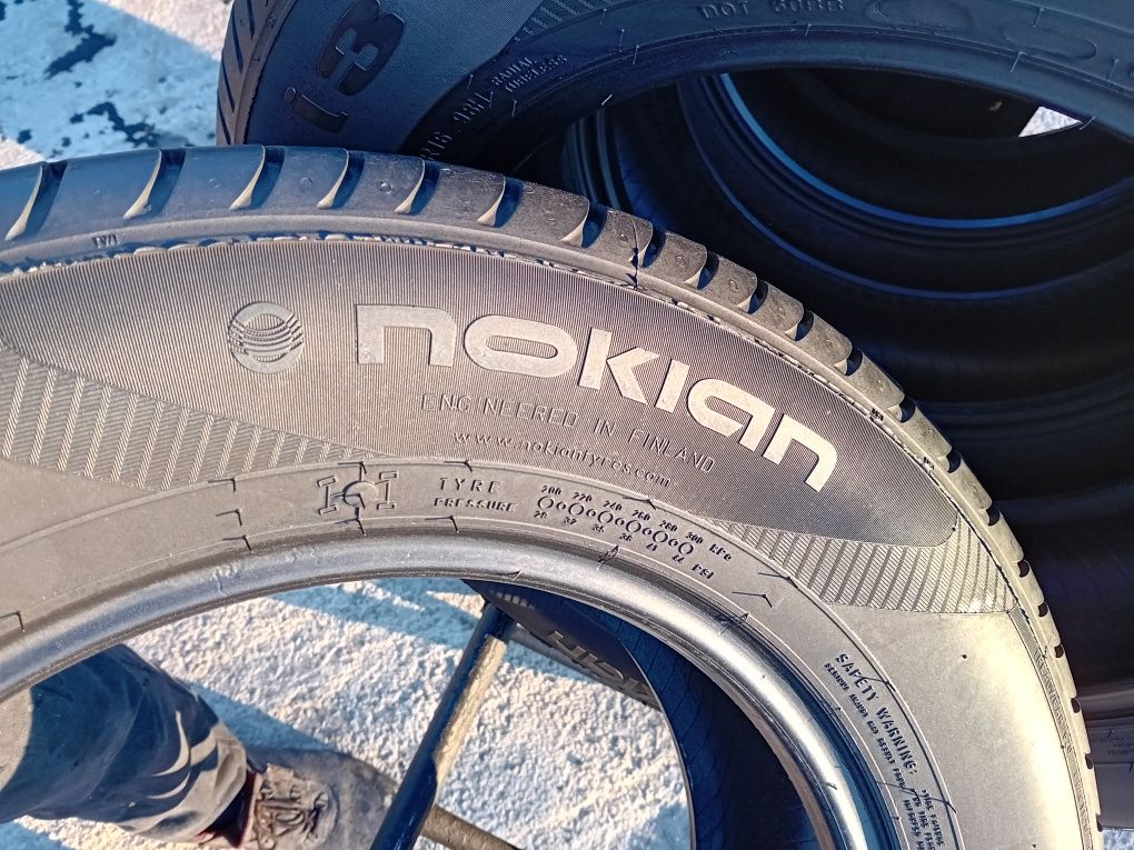 Nokian 215 65 r16 vara