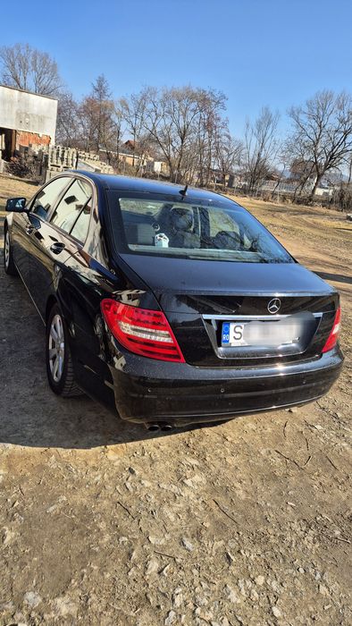 Mercedes C Class 200 BlueEFICIENTY( vând sau schimb cu lemn)