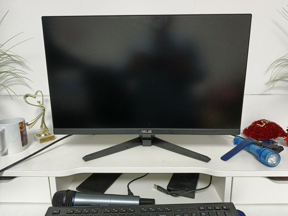 Vând monitor Asus Gaming 24,  100hz