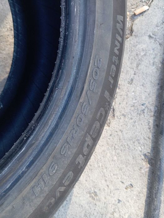 Зимни гуми 205 50 16