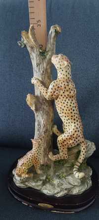 Vând statueta ghepard