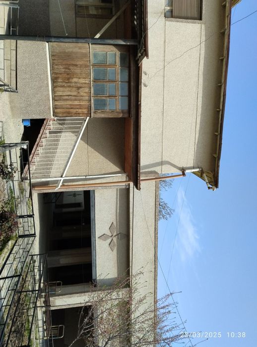 Talaba bolalarga hona beraman kurpa tushak uzilardan buladi hamma shar