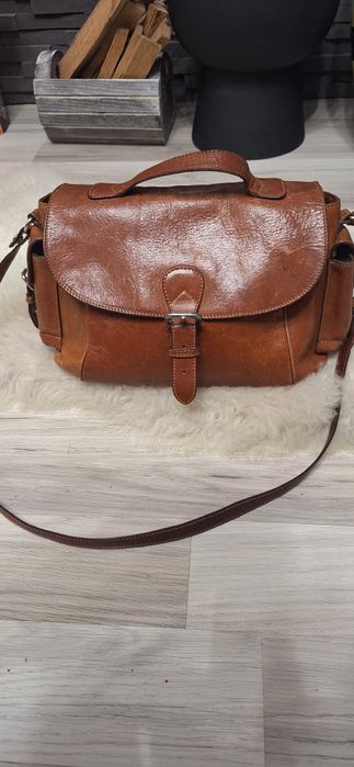 Geanta Massimo Dutti