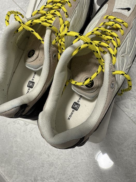 Маратонки Nike shock