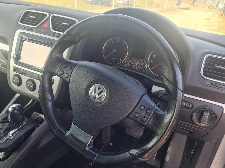 За Части Volkswagen Sirocco 2.0 tfsi auto 2011 г