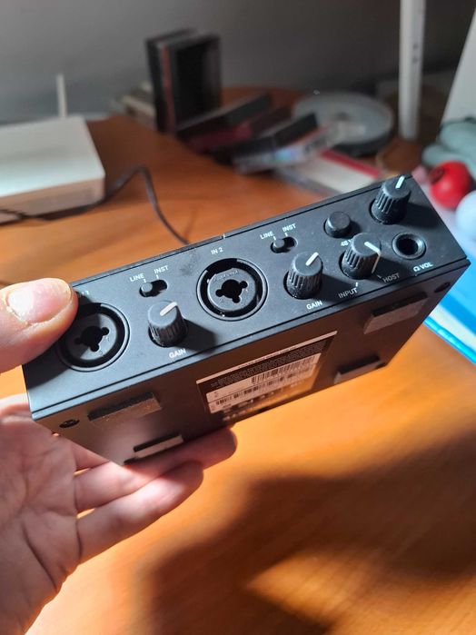 Native Instruments Komplete Audio 2 - Interfață Audio