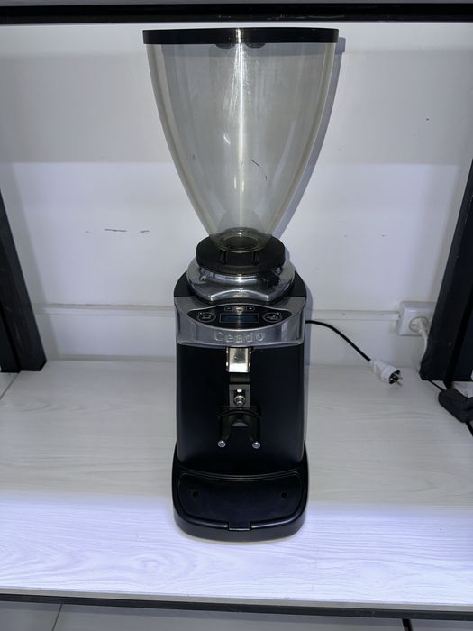 Кофе машинка професиональная