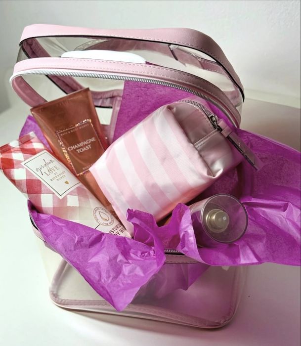 Подаръчни сетове Victoria’s Secret и Bath and Bodyworks