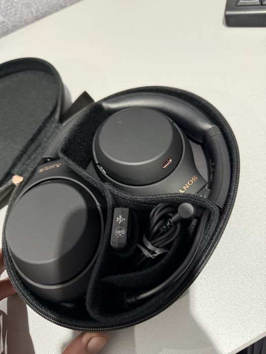 Наушники Sony wh-1000mx4 черные