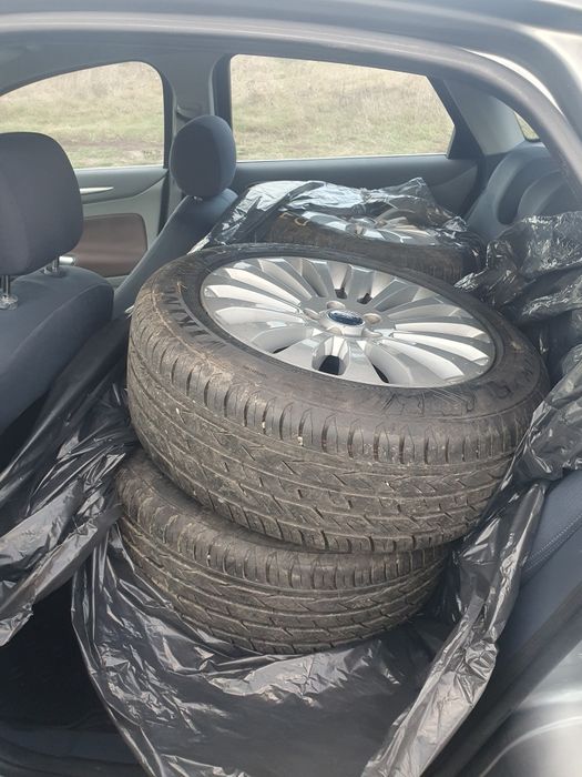 Ford Monedo MK4 2008 (+ set roți vară)