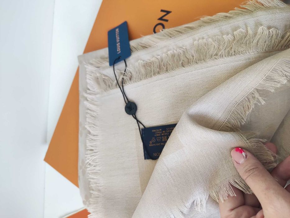 Eșarfă pentru femei Louis Vuitton 95-43