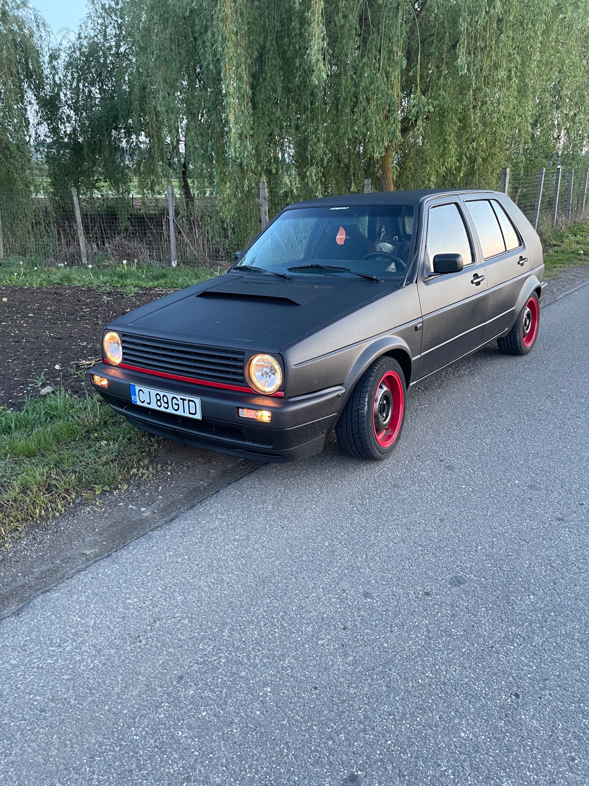 Vând Golf II 1.6D
