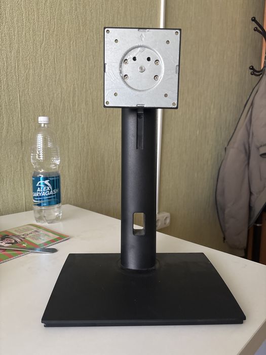 Кронштейн для монитора