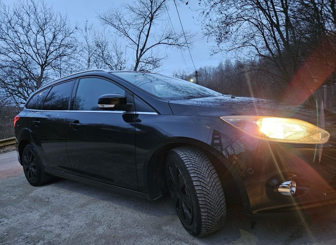 Vând Ford Focus break