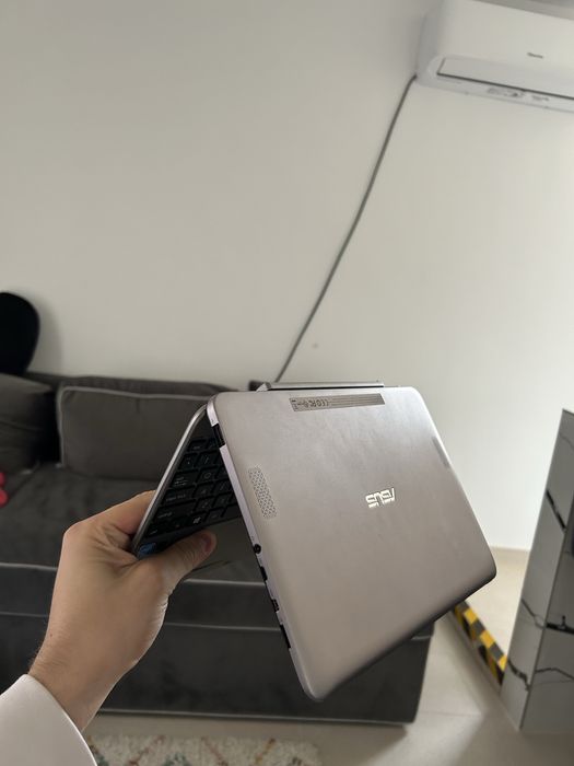 Laptop Asus 2 in 1 transformer book