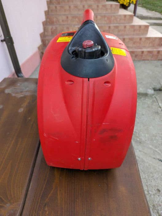 Generator Inverter Clarke IG2200 Invertor. Nu produce curent.