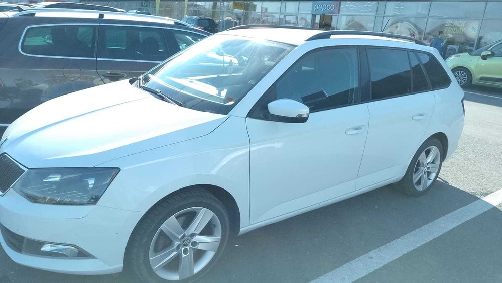 Vând Skoda Fabia 3 combi