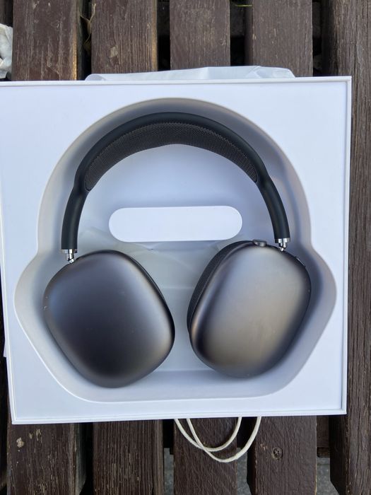 airpods pro max 1