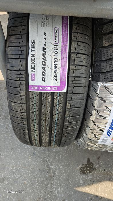 NEKSIN GTX 235/55/19
