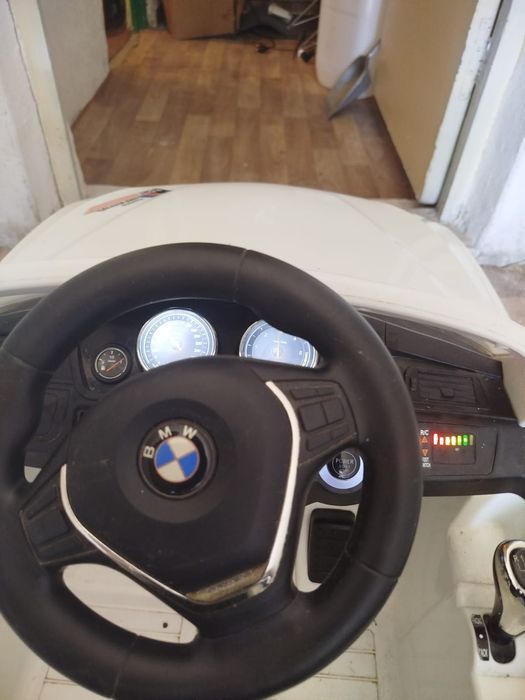 Masinuta electrica copii