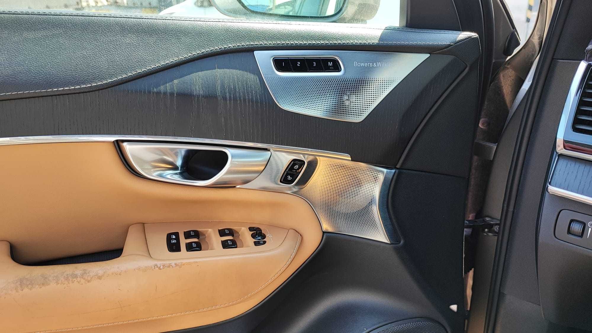 VOLVO XC90 HIBRID (diesel + electric)
