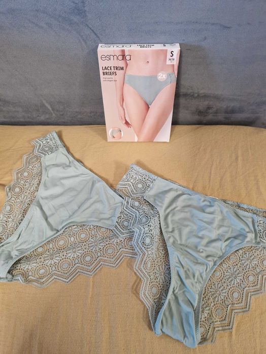 Ново бельо Esmara, бюстие и бикини М