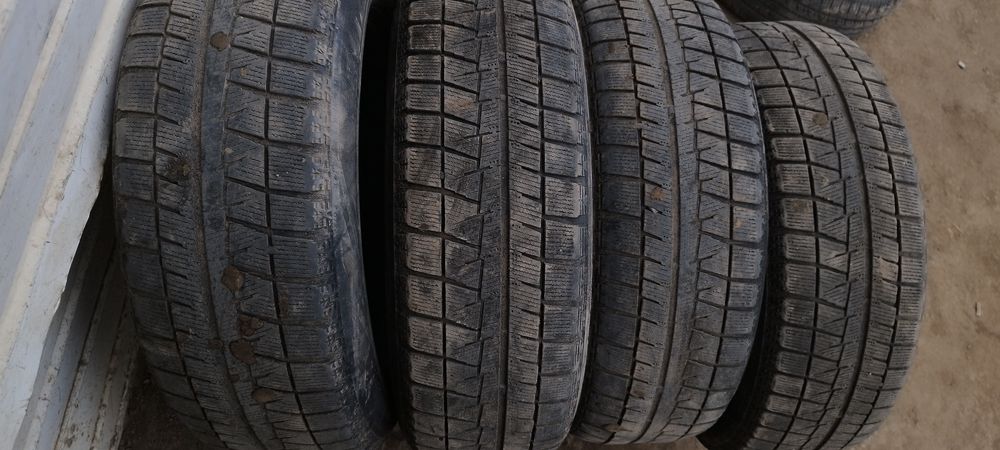 Продам зимние шины 195/65/15