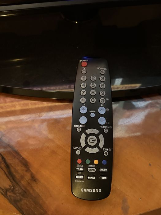 Vand Plasma Samsung in stare perfecta de functionare + telecomanda