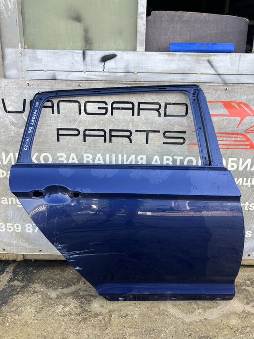 Задна дясна врата за VW Passat 14-22г.