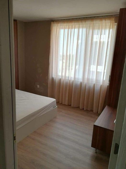 Тристаен апартамент под наем в ж.к. Студентски град, 2092454