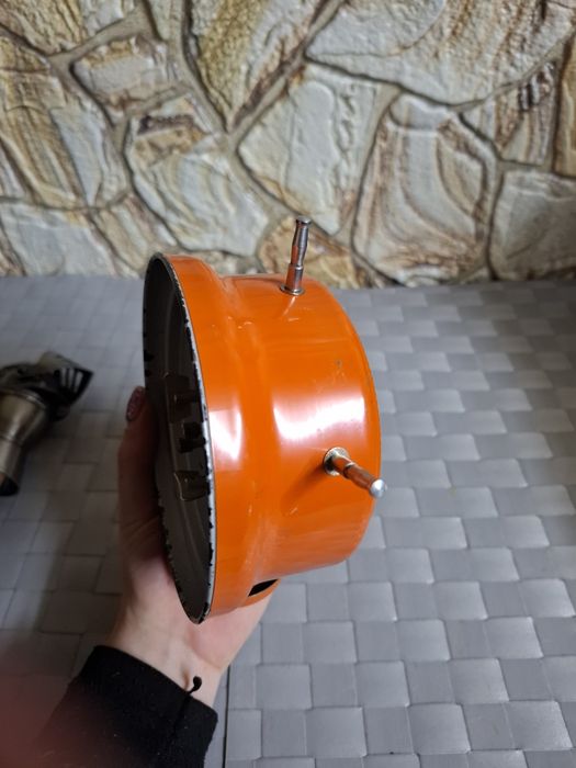 Часовник made GDR