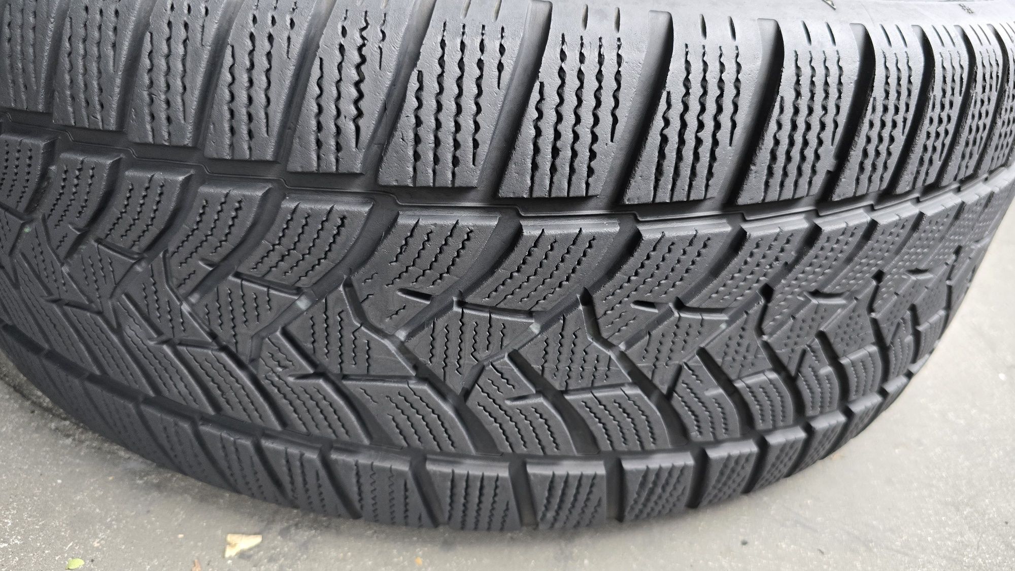 2 anvelope iarnă Dunlop 235/55/17 - transport gratuit
