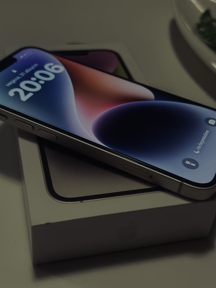 iPhone 14 - 128 GB