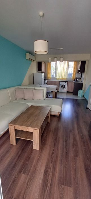 Отдавам апартамент