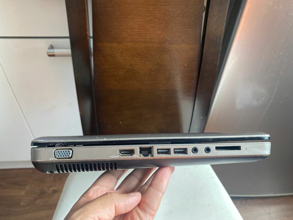HP intel core i3/две видеокарты