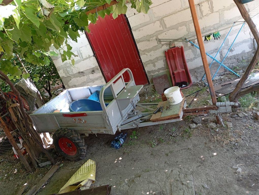 Vând remorca stare buna