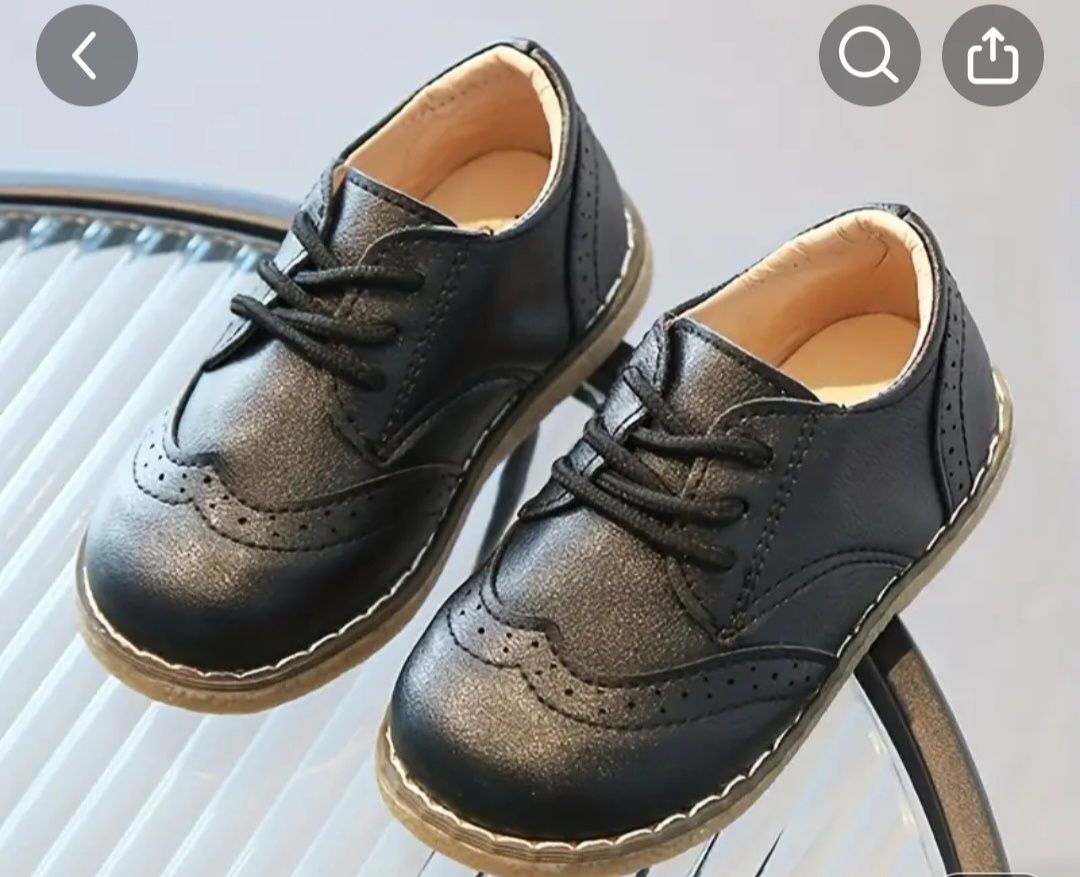 Pantofi pentru bebeluși