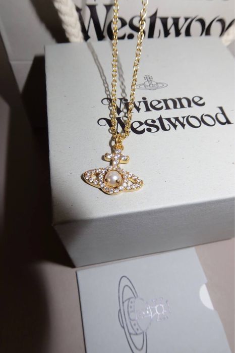 Vivienne Westwood гердан