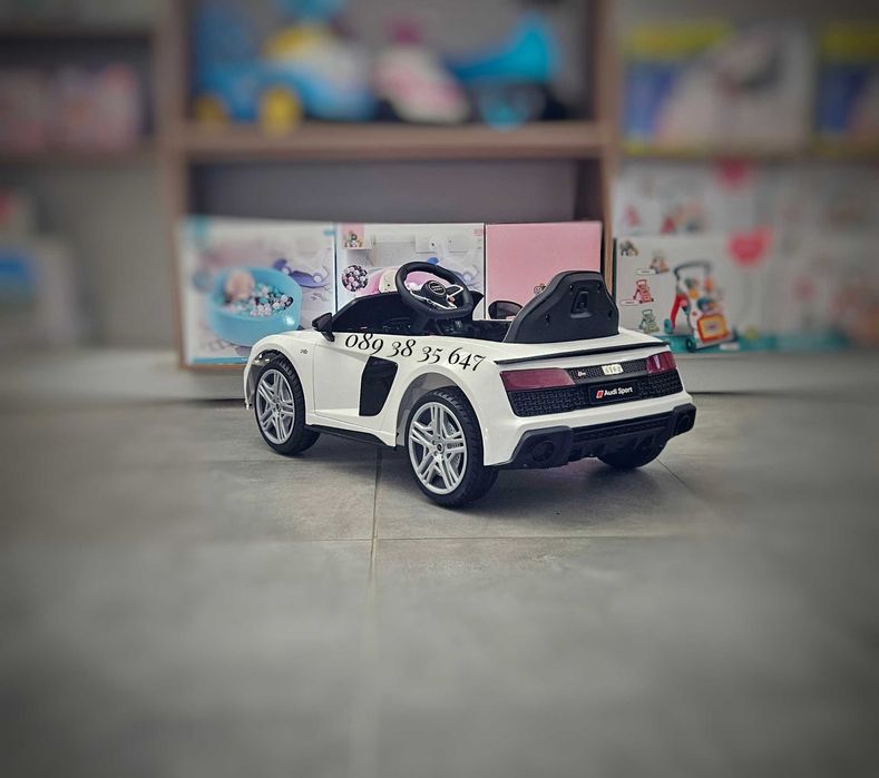 ТОП ЦЕНА!НОВО!Акумулаторна кола Audi R8 с 12V батерия,меки гуми,USB