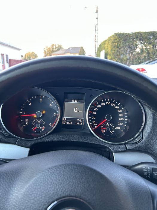 Vand golf 6 2.0 tdi 2013