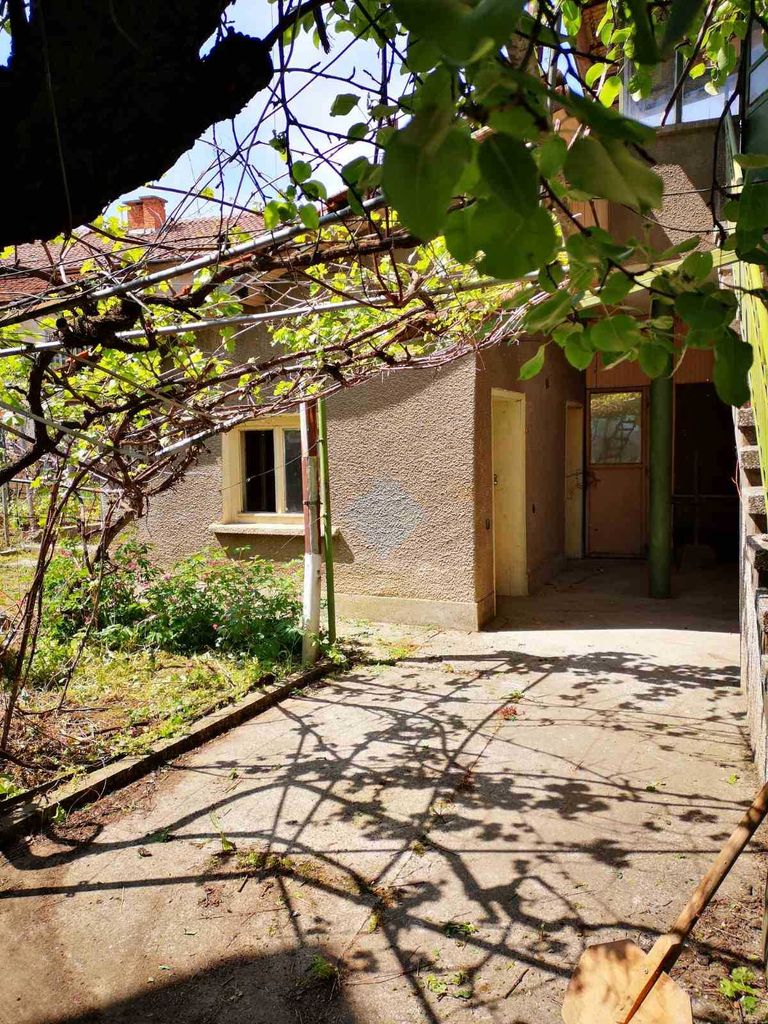Продава се Къща в Берковица - 205 кв.м за 398 €/кв.м - Снимка #9