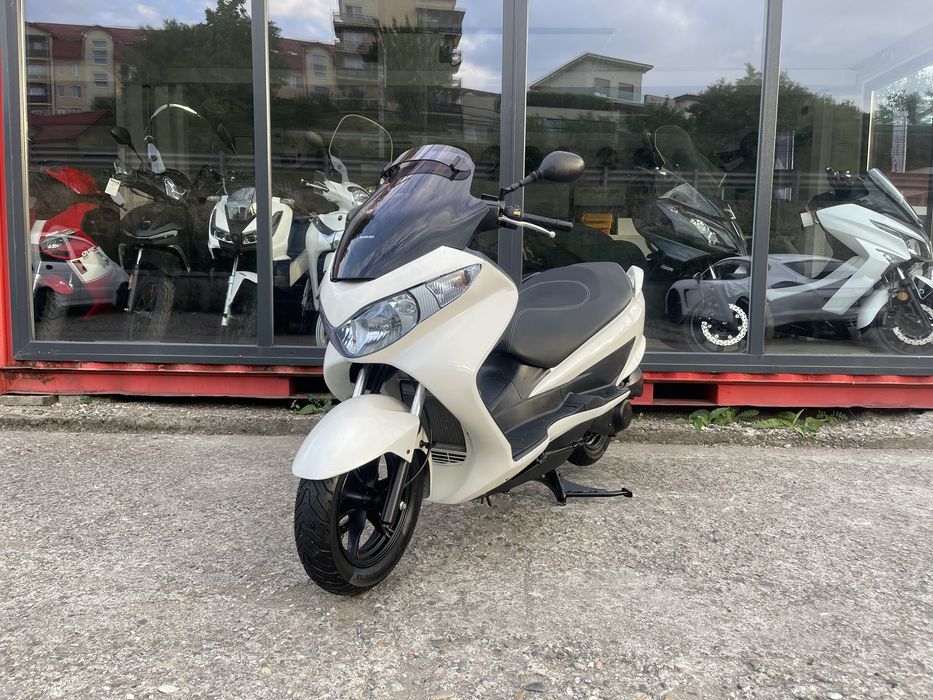 Scuter / Maxi - Scooter Suzuki Burgman 200 cc executive