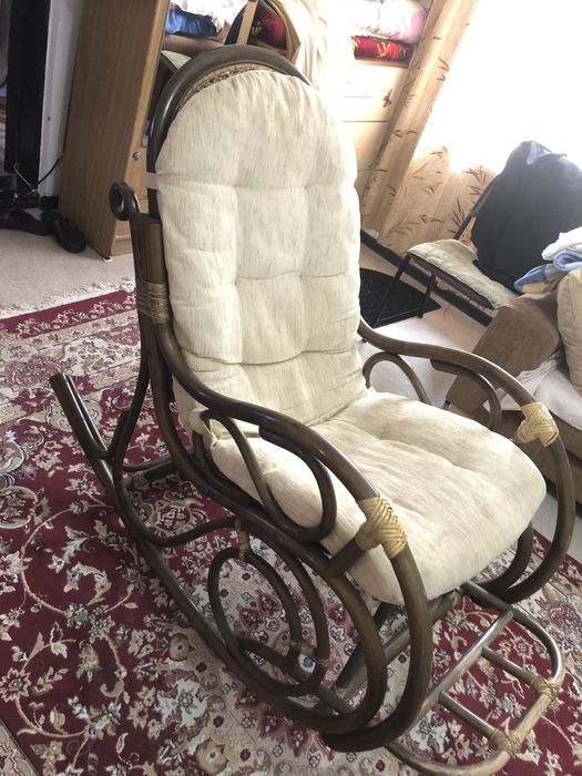 Кресло качалка  продам