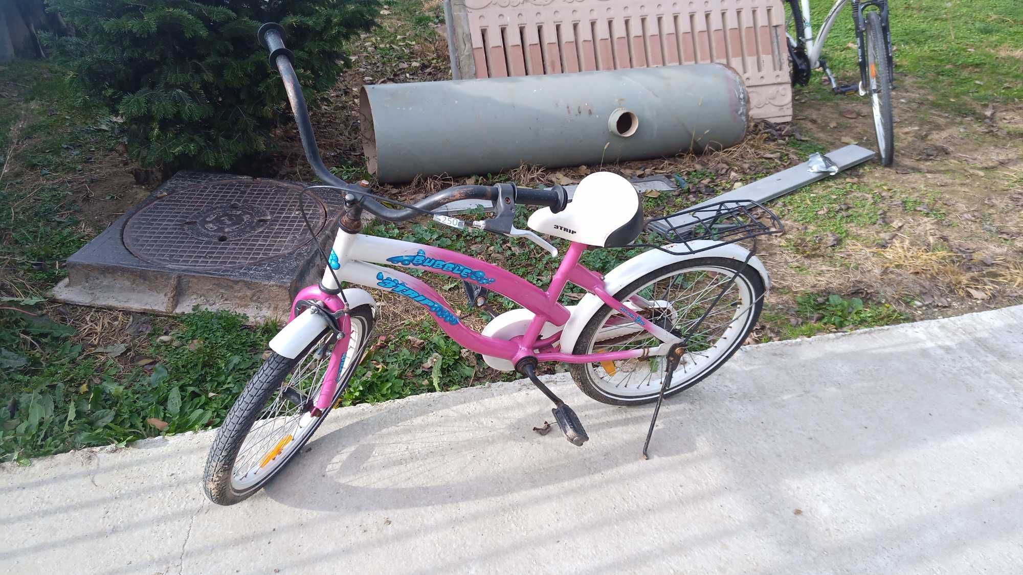 Vand biciclete de copii